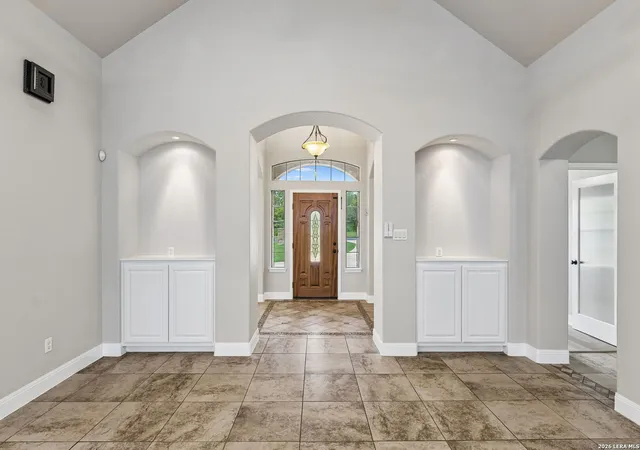 Homes for sale in Floresville, TX | 107 Oakview, Floresville, TX 78114 | MLS# 1964402