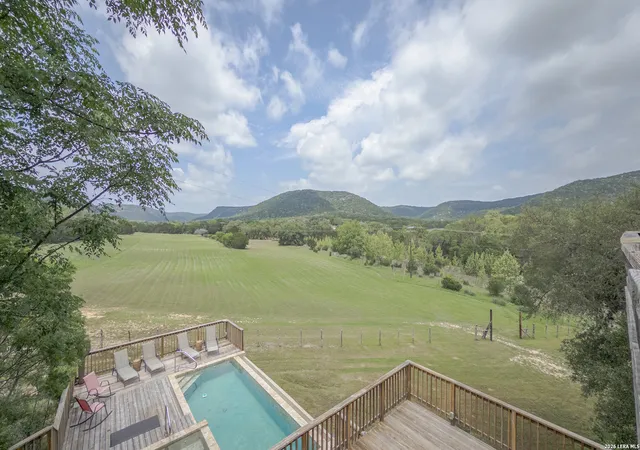 Photo 1 of Single family home for sale at 896 Rocky Creek Rd, Medina, TX 78055 | MLS# 1964468 | Listing updated on 2026-09-25