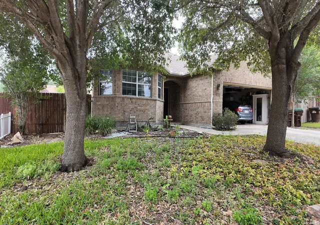 Homes for sale in Elmendorf, TX | 14407 Barn Ct, Elmendorf, TX 78112 | MLS# 1964492