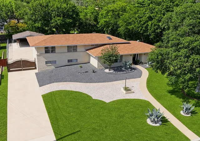 Photo 1 of Single family home for sale at 109 Atwater Dr, Castle Hills, TX 78213 | MLS# 1964512 | Listing updated on 2026-08-14