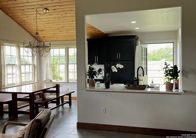 4th image of 545 Highgate Dr, Bandera, TX 78003 | MLS# 1964547