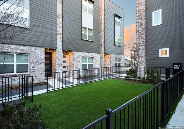 Homes for sale in San Antonio, TX | 210 W Poplar St #101, San Antonio, TX 78212 | MLS# 1964574
