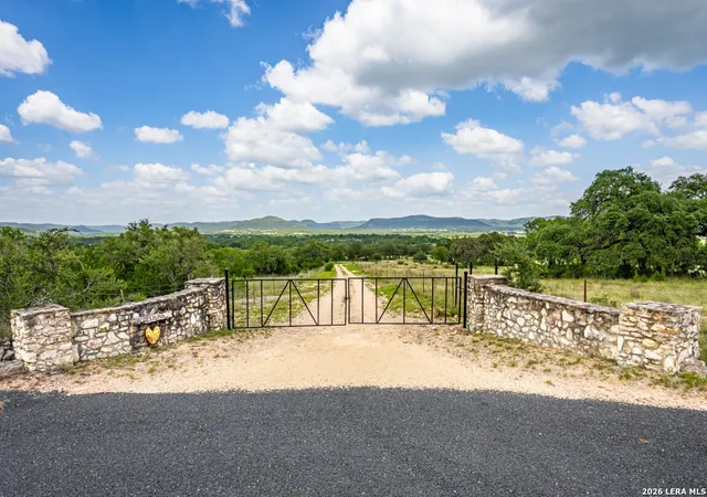 Homes for sale in Vanderpool, TX | 1040 Panther Hill Road, Vanderpool, TX 78885 | MLS# 1964602