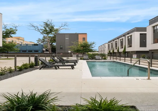 1st image of 318 W Grayson #203, San Antonio, TX 78212 | MLS# 1964662