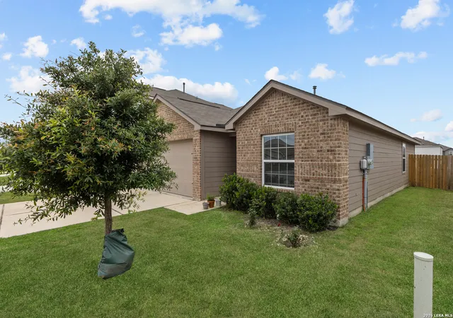 Photo 2 of Single family home for sale at 15311 Nest Jct, Von Ormy, TX 78073 | MLS# 1964664 | Listing updated on 2026-07-16