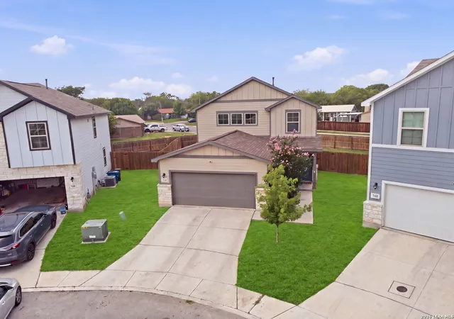 Photo 3 of Sale Pending at 707 Blueleaf, San Antonio, TX 78245 | MLS# 1964714 | Listing updated on 2026-09-11