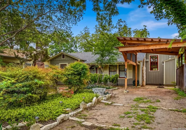 Photo 3 of Single family home for sale at 114 Armour Pl, San Antonio, TX 78212 | MLS# 1964716 | Listing updated on 2026-06-09