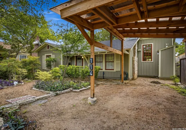 Photo 3 of Single family home for sale at 114 Armour Pl, San Antonio, TX 78212 | MLS# 1964716 | Listing updated on 2026-06-09