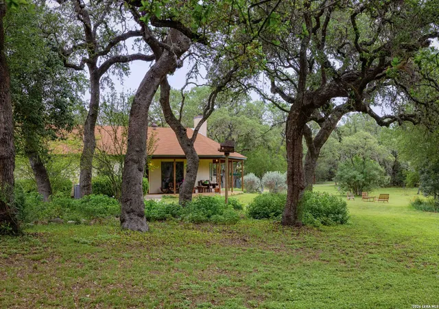 Photo 4 of Single family home for sale at 7965 Garden North Dr, San Antonio, TX 78266 | MLS# 1964729 | Listing updated on 2026-07-19
