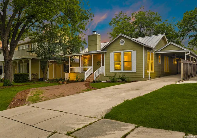 Homes for sale in Alamo Heights, TX | 135 Corona Ave, Alamo Heights, TX 78209 | MLS# 1964750