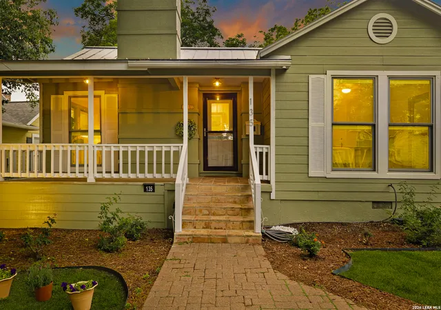 Homes for sale in Alamo Heights, TX | 135 Corona Ave, Alamo Heights, TX 78209 | MLS# 1964750
