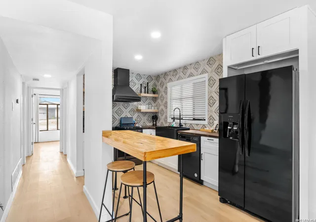 3rd image of 327 Bryn Mawr Dr, San Antonio, TX 78209 | MLS# 1964773