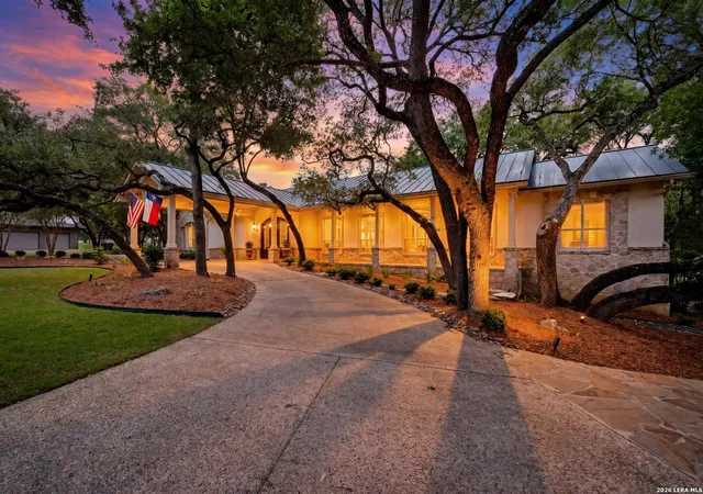 Photo 3 of Sale Pending at 29745 S Mellow Wind Dr, Fair Oaks Ranch, TX 78015 | MLS# 1964775 | Listing updated on 2026-10-01