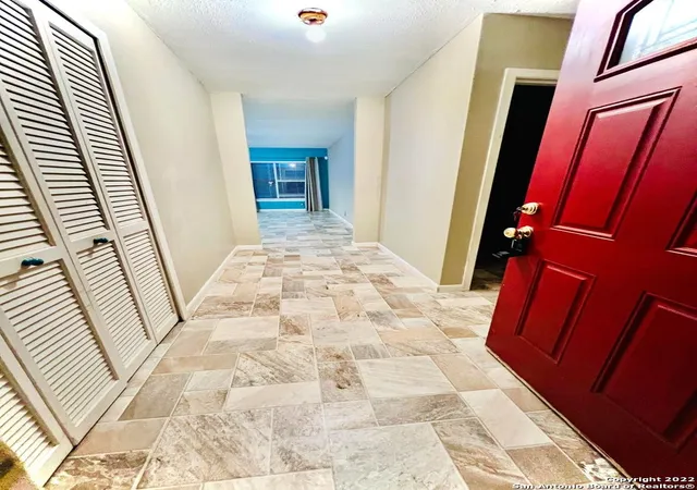 4th image of 10445 Country Breeze, San Antonio, TX 78240 | MLS# 1964803