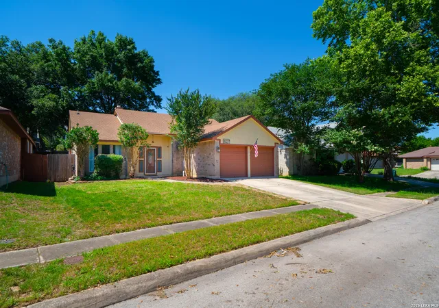 Homes for sale in Live Oak, TX | 8027 Forest Bridge, Live Oak, TX 78233 | MLS# 1964824