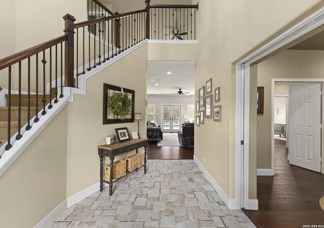 Photo 3 of Single family home for sale at 112 Cibolo Hollow N, Boerne, TX 78015 | MLS# 1964840 | Listing updated on 2026-09-10