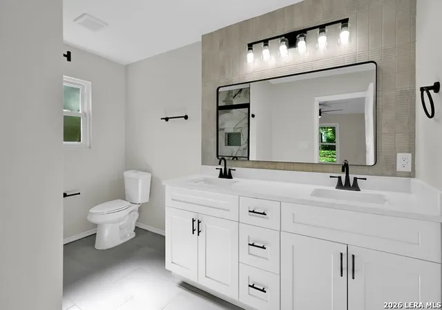 Photo 4 of Sale Pending at 113 Aribe Dr, San Antonio, TX 78216 | MLS# 1964887 | Listing updated on 2026-09-30