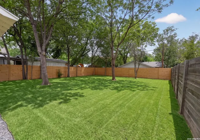 32nd image of 619 W Kings Hwy, San Antonio, TX 78212 | MLS# 1964892