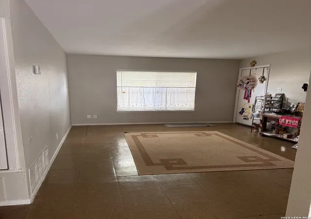 Photo 4 of Single family home for sale at 3411 Hightree Dr, San Antonio, TX 78217 | MLS# 1964907 | Listing updated on 2026-06-20