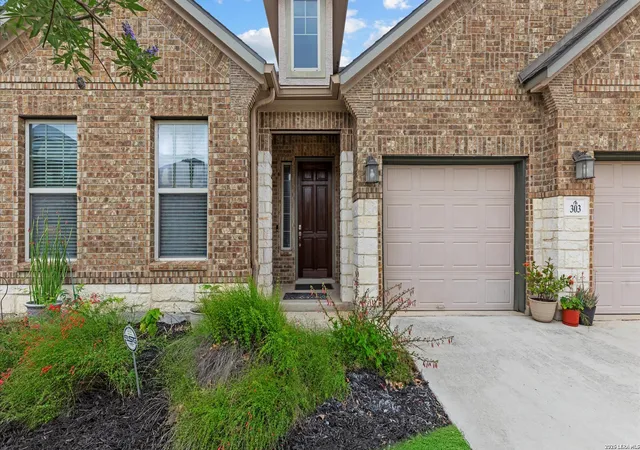 38th image of 303 Canyon View Run, San Antonio, TX 78258 | MLS# 1964992