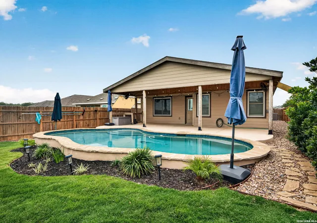1st image of 1921 Grey Wagtail, New Braunfels, TX 78130 | MLS# 1965129