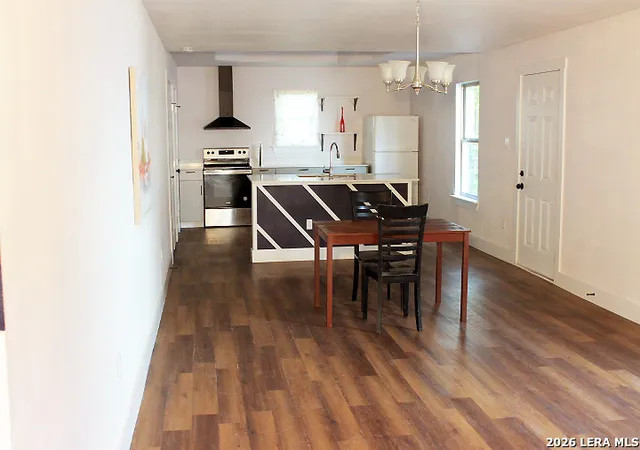 Photo 3 of Single family home for sale at 1006 Division Ave, San Antonio, TX 78225 | MLS# 1965137 | Listing updated on 2026-05-19