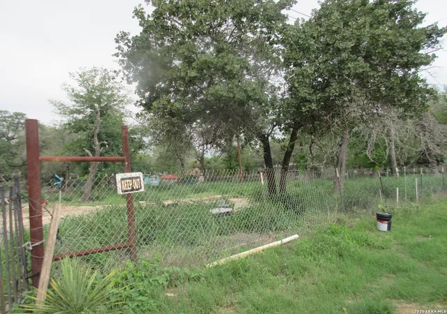 Photo 3 of Land for sale at 23753 Us Hwy 281 So, San Antonio, TX 78264 | MLS# 1965175 | Listing updated on 2026-07-05