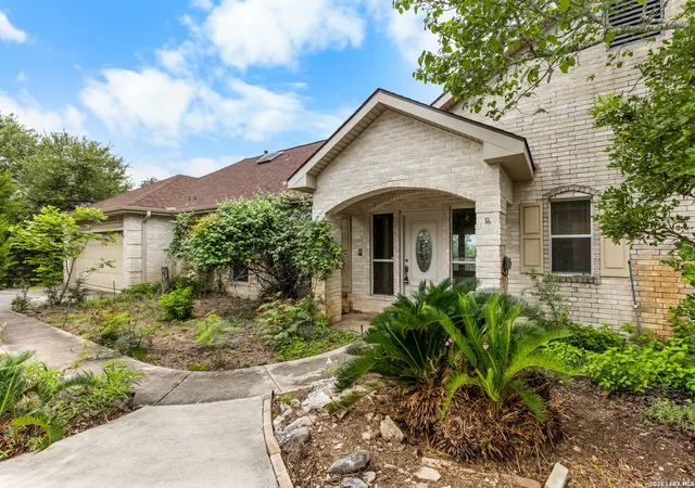 Photo 2 of Sale Pending at 3420 Eva Jane, San Antonio, TX 78261 | MLS# 1965215 | Listing updated on 2026-08-28