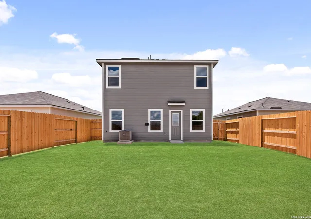 Photo 3 of Sale Pending at 11515 Woodpecker Dr, San Antonio, TX 78223 | MLS# 1965229 | Listing updated on 2026-09-11