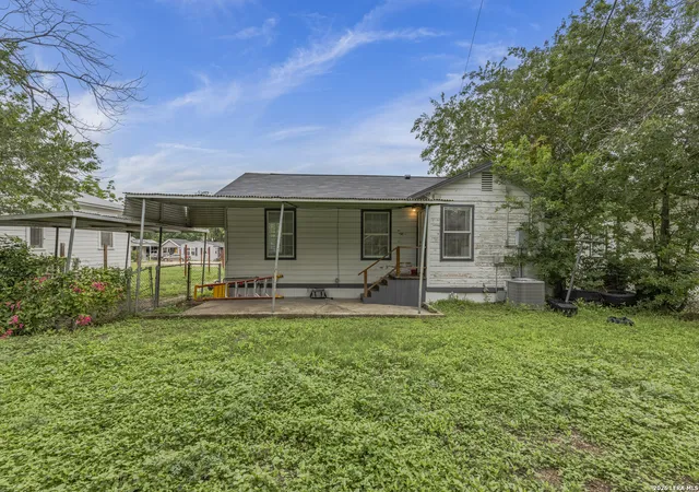 2nd image of 923 Fair Ave, San Antonio, TX 78223 | MLS# 1965248