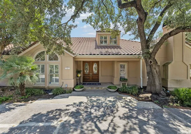 2nd image of 2 Galleria Dr, San Antonio, TX 78257 | MLS# 1965261