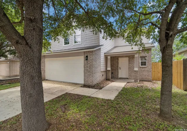 Photo 1 of Single family home for sale at 6210 Outlook Rdg, San Antonio, TX 78233 | MLS# 1965269 | Listing updated on 2026-06-13