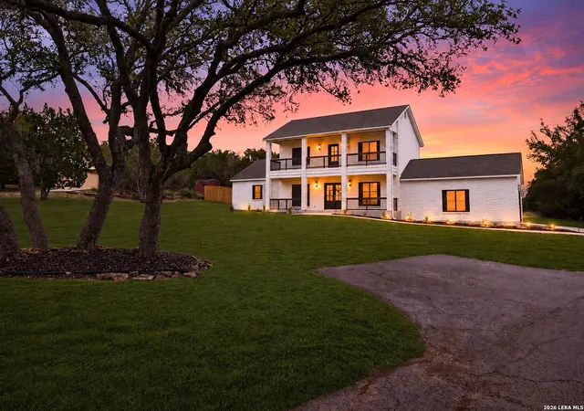 Photo 3 of Single family home for sale at 150 Lake View Dr, Boerne, TX 78006 | MLS# 1965278 | Listing updated on 2026-09-14