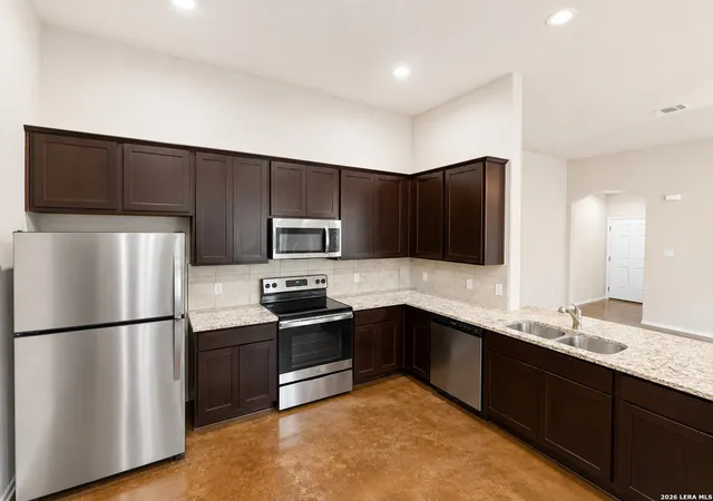 5th image of 1105/1107 Renee Way, Seguin, TX 78155 | MLS# 1965279
