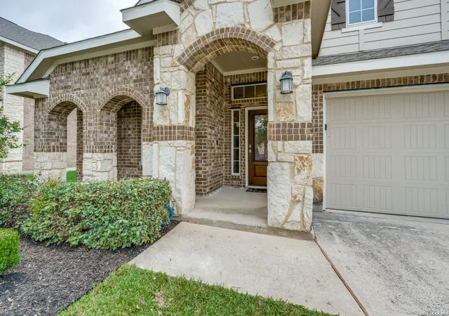 Photo 3 of Single family home for sale at 11518 Hansons Frst, Schertz, TX 78154 | MLS# 1965332 | Listing updated on 2026-09-11