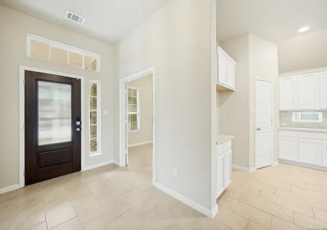 Photo 4 of Single family home for sale at 11518 Hansons Frst, Schertz, TX 78154 | MLS# 1965332 | Listing updated on 2026-09-11