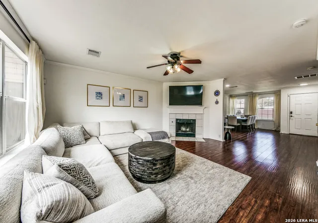 4th image of 6606 Crestwood Ct, San Antonio, TX 78249 | MLS# 1965339