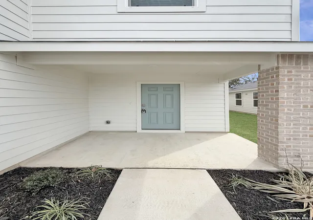 2nd image of 722 Jennifer Way, New Braunfels, TX 78130 | MLS# 1965411
