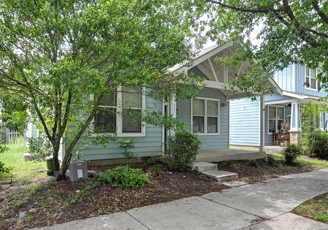 3rd image of 421 Shadowpoint, San Marcos, TX 78666 | MLS# 1965414