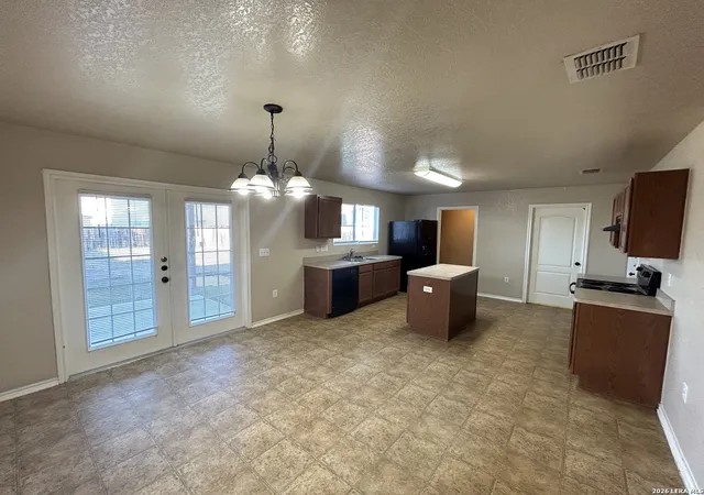 5th image of 6119 Plumbago Pl, San Antonio, TX 78218 | MLS# 1965452