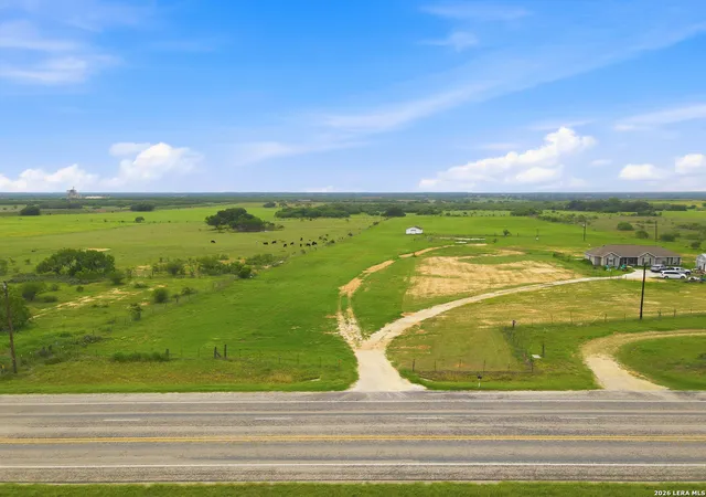 2nd image of 4488 State Hwy 97 W, Floresville, TX 78114 | MLS# 1965453