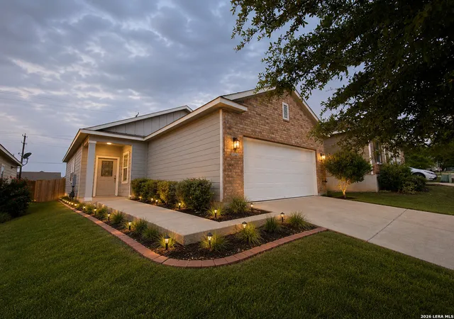 Homes for sale in St. Hedwig, TX | 4937 Hallies Gdn, St. Hedwig, TX 78152 | MLS# 1965458