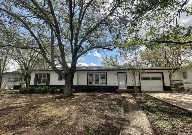 1st image of 740 Rittiman Rd, Terrell Hills, TX 78209 | MLS# 1965494