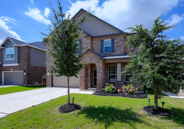 Photo 3 of Single family home for sale at 5332 Espinoso Way, San Antonio, TX 78261 | MLS# 1965551 | Listing updated on 2026-05-31