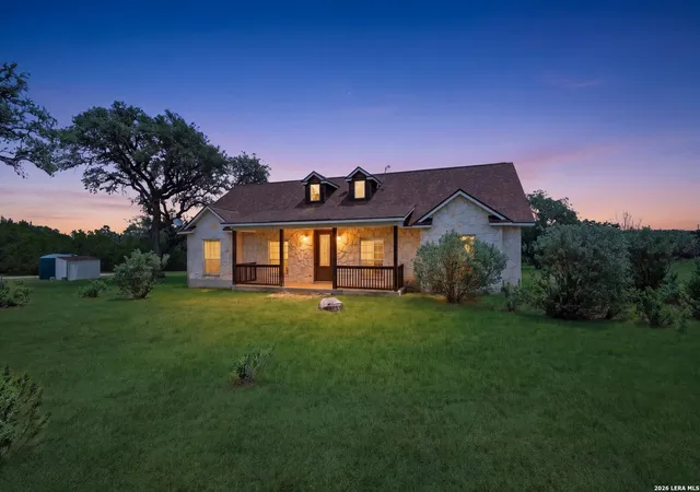 Photo 1 of Sale Pending at 124 Majestic Oaks Dr, Boerne, TX 78006 | MLS# 1965584 | Listing updated on 2026-09-12