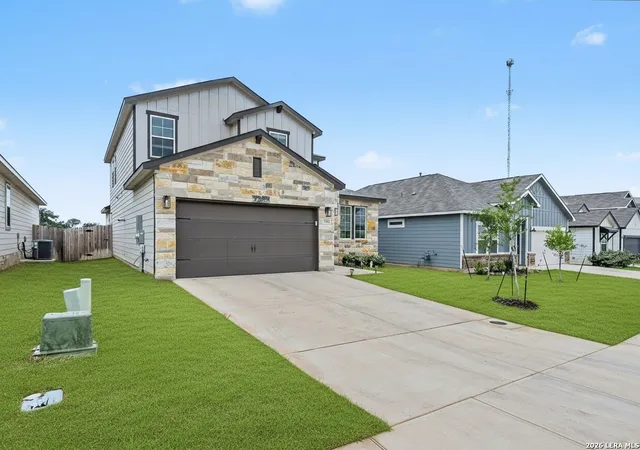 2nd image of 16515 Rosemary Rdg, Elmendorf, TX 78112 | MLS# 1965606