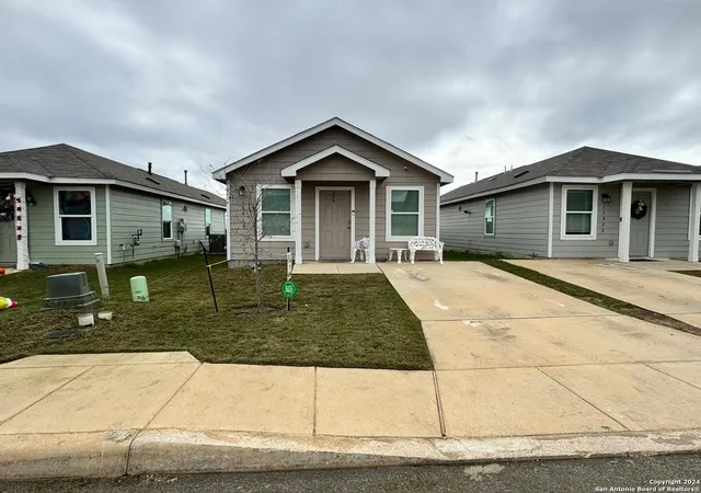 Photo 1 of Single family home for sale at 13918 Llama Pl, San Antonio, TX 78252 | MLS# 1965620 | Listing updated on 2026-05-22
