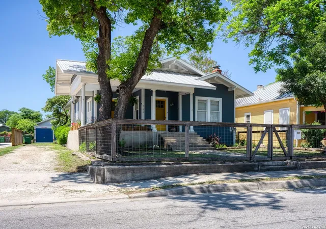 Homes for sale in San Antonio, TX | 322 Florida Street, San Antonio, TX 78210 | MLS# 1965685