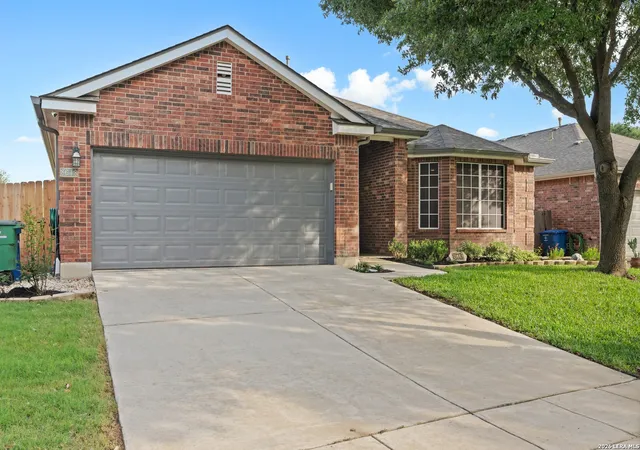 Homes for sale in Helotes, TX | 8618 Auberry, Helotes, TX 78023 | MLS# 1965689
