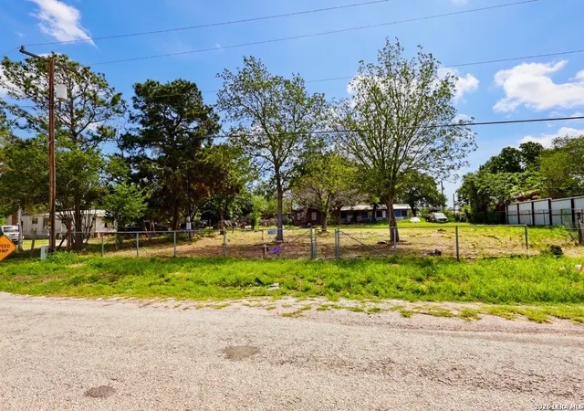 1st image of 350 Palo Alto Dr, Von Ormy, TX 78073 | MLS# 1965721